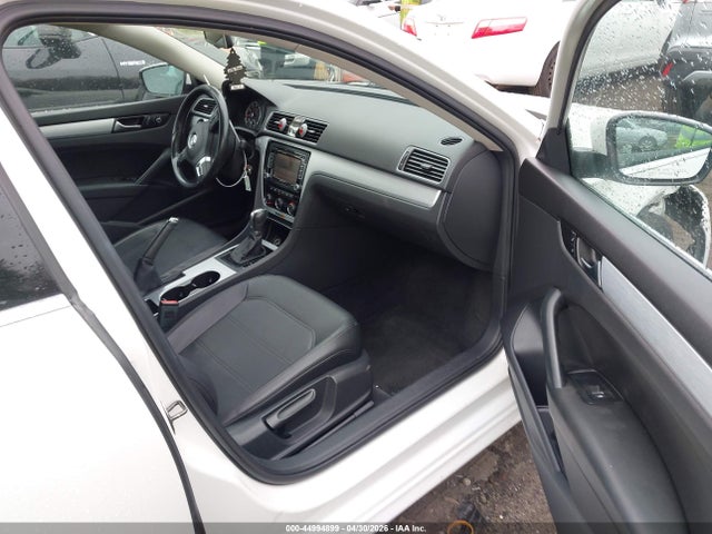Aukcja sprzedaży 2013 Volkswagen Passat 2.5l Se, vin: 1VWBP7A33DC001957, numer aukcji: 44994899