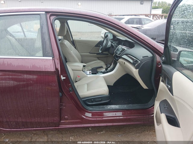 44994909 :رقم المزاد ، 1HGCR2F82HA306653 vin ، 2017 Honda Accord Ex-l مزاد بيع