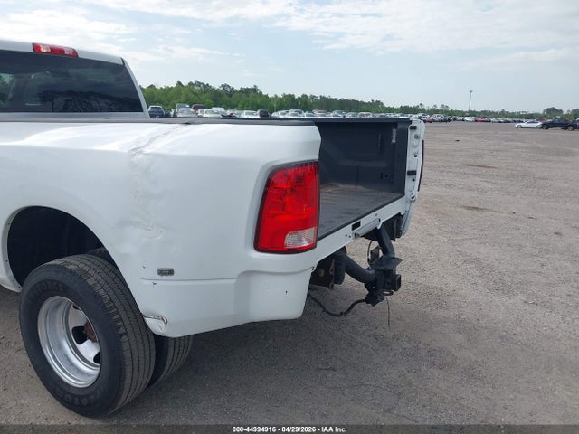 44994916 :رقم المزاد ، 3C63RRHL8JG401063 vin ، 2018 Ram 3500 Slt  4x4 8' Box مزاد بيع