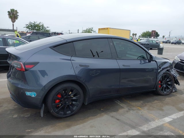 Tesla Model Y Rwd 2023 7SAYGDEDXPF966310 Image 13