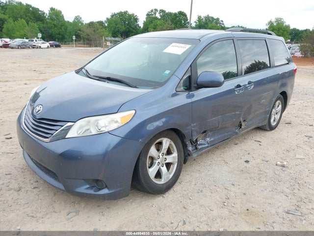 Продаж на аукціоні авто 2015 Toyota Sienna Le 8 Passenger, vin: 5TDKK3DCXFS545928, номер лоту: 44994935
