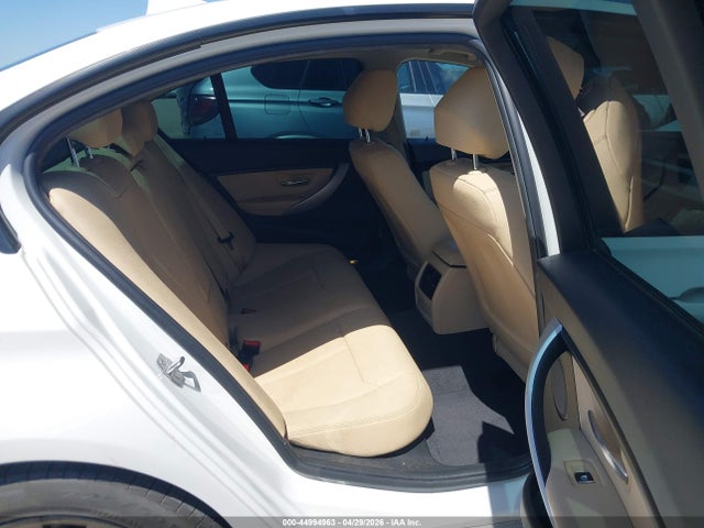 2018 Bmw 320i მანქანა იყიდება აუქციონზე, vin: WBA8E1G57JNU89560, აუქციონის ნომერი: 44994963