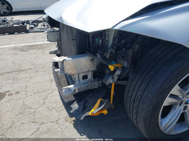 WBA8B9G30HNU52124 BMW 330I