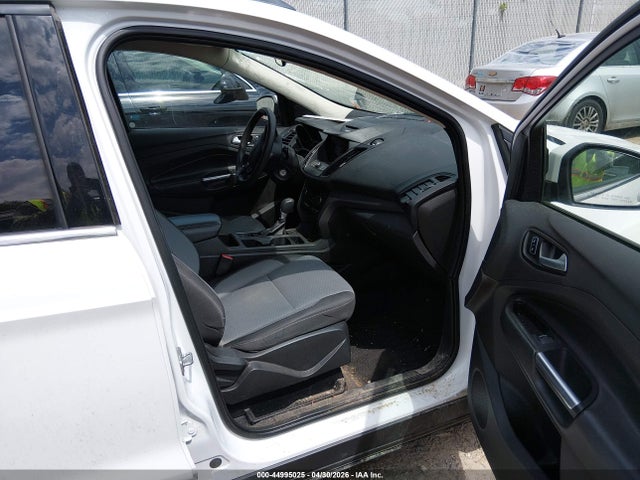 2017 Ford Escape Se მანქანა იყიდება აუქციონზე, vin: 1FMCU0GD8HUE46634, აუქციონის ნომერი: 44995025