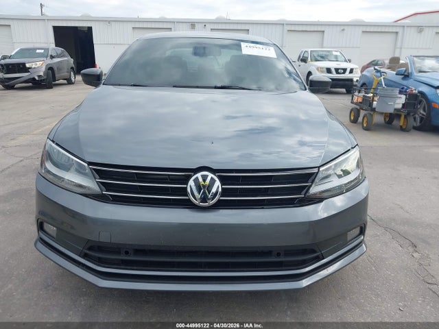 44995122 :رقم المزاد ، 3VWD17AJ0FM414347 vin ، 2015 Volkswagen Jetta 1.8t Sport مزاد بيع
