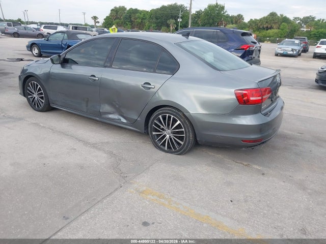 44995122 :رقم المزاد ، 3VWD17AJ0FM414347 vin ، 2015 Volkswagen Jetta 1.8t Sport مزاد بيع
