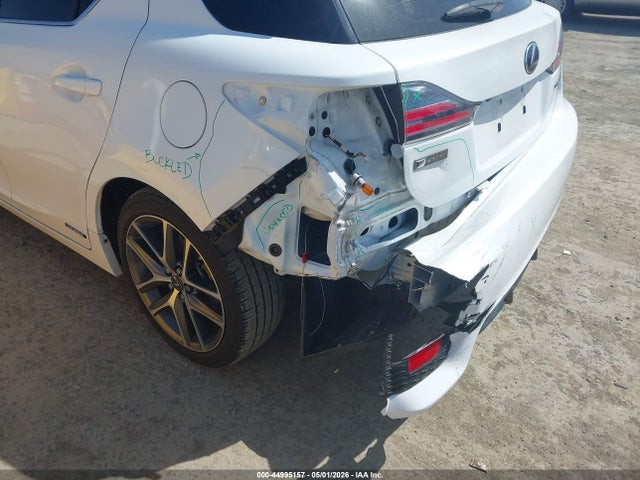 JTHKD5BH9G2256096 Lexus CT 200H