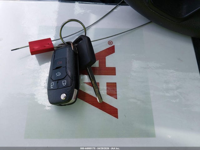 44995175 :رقم المزاد ، 3FA6P0H73GR376988 vin ، 2016 Ford Fusion Se مزاد بيع