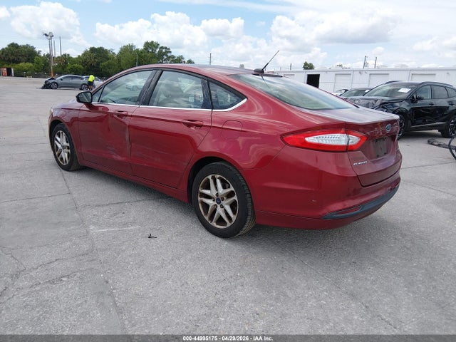 44995175 :رقم المزاد ، 3FA6P0H73GR376988 vin ، 2016 Ford Fusion Se مزاد بيع