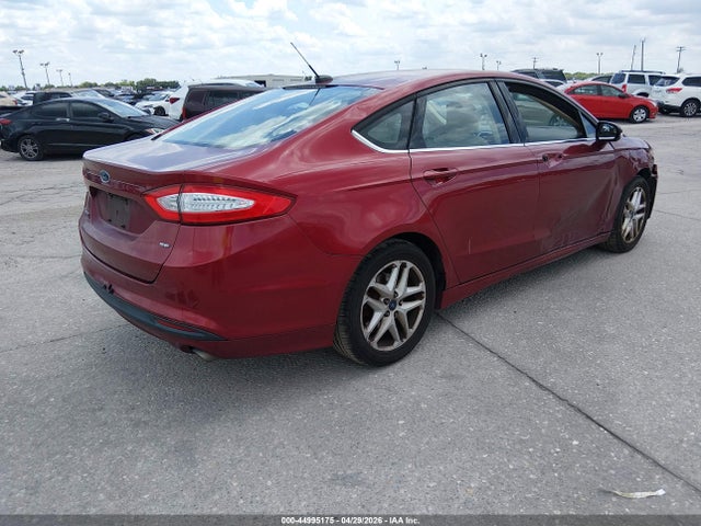 44995175 :رقم المزاد ، 3FA6P0H73GR376988 vin ، 2016 Ford Fusion Se مزاد بيع