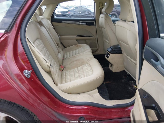 44995175 :رقم المزاد ، 3FA6P0H73GR376988 vin ، 2016 Ford Fusion Se مزاد بيع