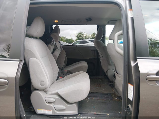 2016 Toyota Sienna Le 8 Passenger მანქანა იყიდება აუქციონზე, vin: 5TDKK3DC7GS729435, აუქციონის ნომერი: 44995193