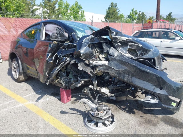 Продажа на аукционе авто 2023 Tesla Model Y, vin: 7SAYGDEE6PA139572, номер лота: 44995195