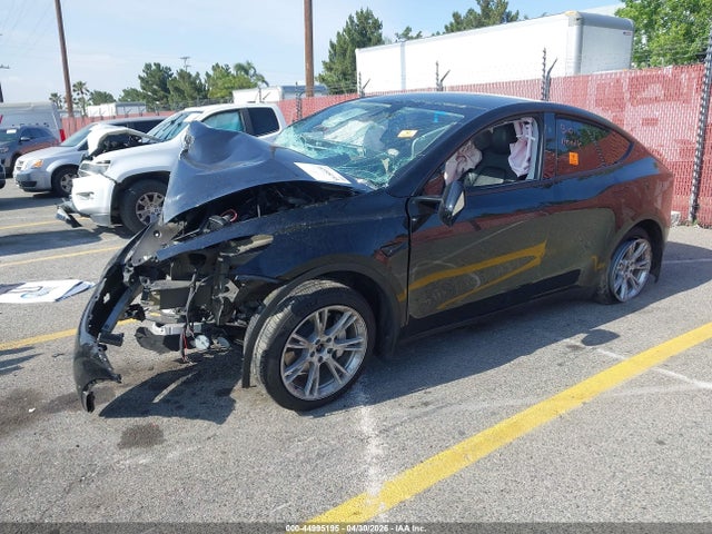 Продажа на аукционе авто 2023 Tesla Model Y, vin: 7SAYGDEE6PA139572, номер лота: 44995195
