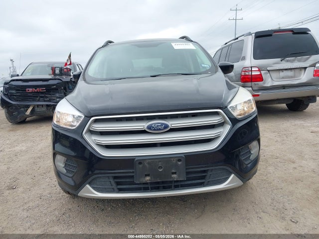 Продажа на аукционе авто 2018 Ford Escape Se, vin: 1FMCU0GD8JUD02300, номер лота: 44995202