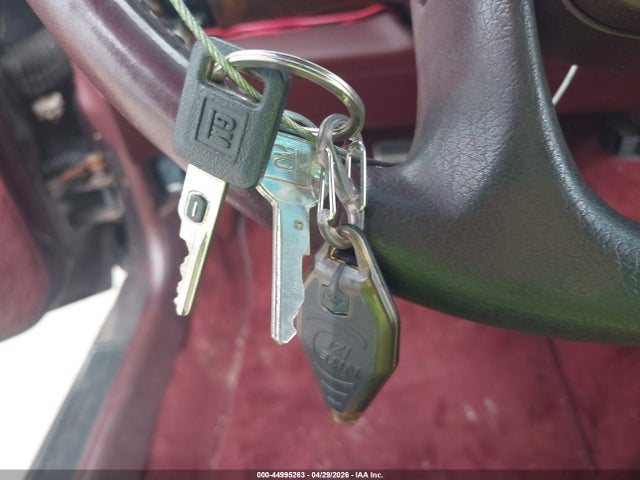 44995263 :رقم المزاد ، 1G4CU5219R1608686 vin ، 1994 Buick Park Avenue Ultra مزاد بيع