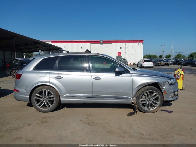 Audi Q7 3.0t Premium 2018 WA1VABF73JD010304 Image 13