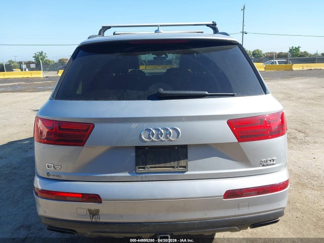 Audi Q7 3.0t Premium 2018 WA1VABF73JD010304 Image 16