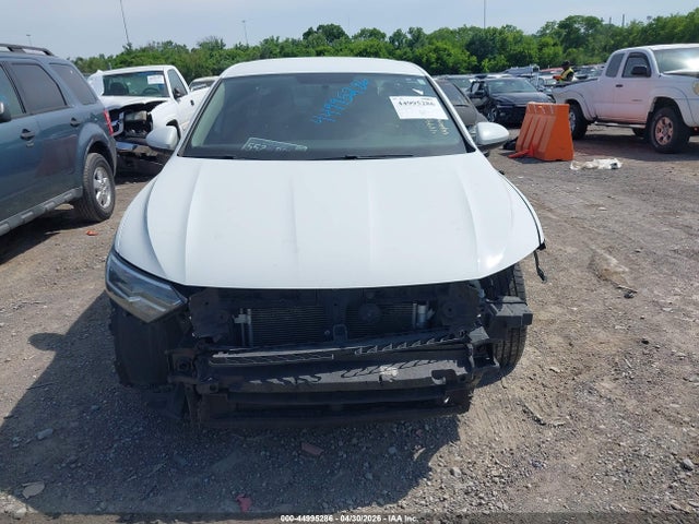Продажа на аукционе авто 2019 Volkswagen Jetta 1.4t R-line/1.4t S/1.4t Se, vin: 3VWC57BU6KM172084, номер лота: 44995286