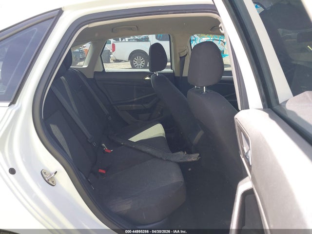Продажа на аукционе авто 2019 Volkswagen Jetta 1.4t R-line/1.4t S/1.4t Se, vin: 3VWC57BU6KM172084, номер лота: 44995286