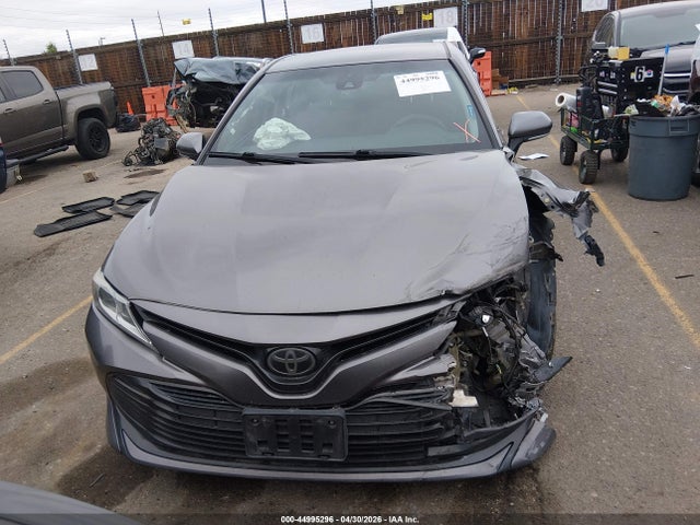 Aukcja sprzedaży 2018 Toyota Camry Le, vin: 4T1B11HK6JU019398, numer aukcji: 44995296