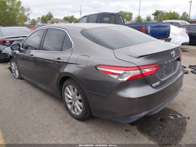 Aukcja sprzedaży 2018 Toyota Camry Le, vin: 4T1B11HK6JU019398, numer aukcji: 44995296