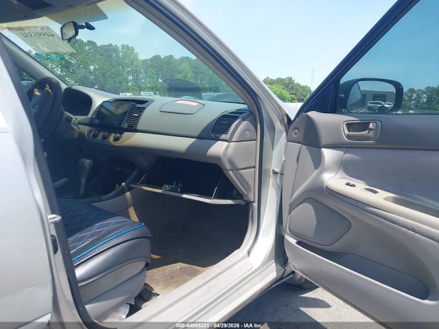 Продажа на аукционе авто 2004 Toyota Camry Le, vin: 4T1BE32K64U840577, номер лота: 44995331