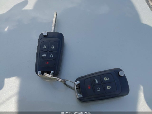 1G1PC5SBXF7214505 Chevrolet Cruze 1lt Auto
