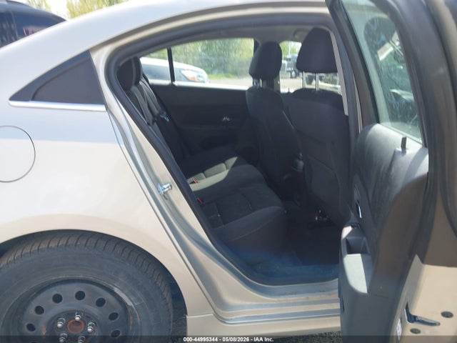 1G1PC5SBXF7214505 Chevrolet Cruze 1lt Auto