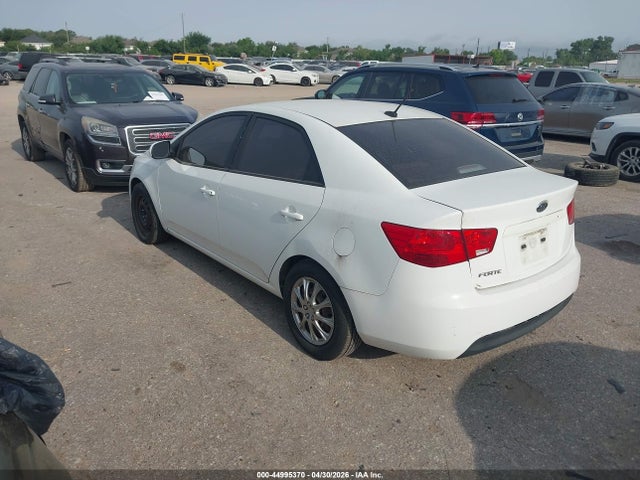 Продажа на аукционе авто 2010 Kia Forte Lx, vin: KNAFT4A27A5062666, номер лота: 44995370