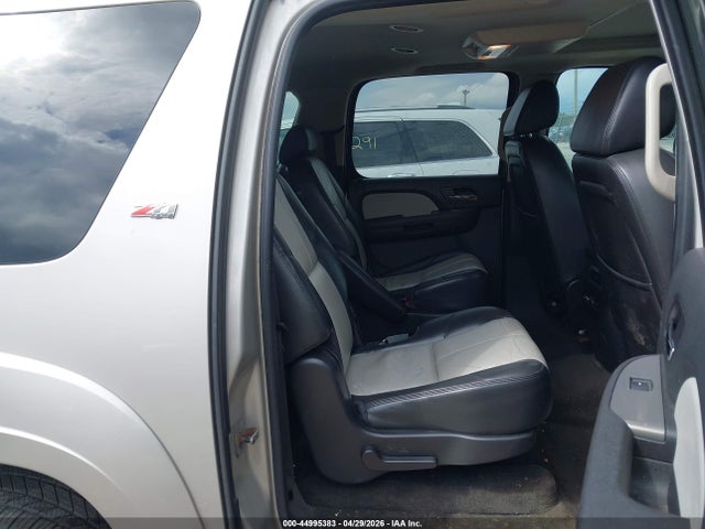Aukcja sprzedaży 2008 Chevrolet Suburban 1500 Lt, vin: 3GNFK16398G117649, numer aukcji: 44995383