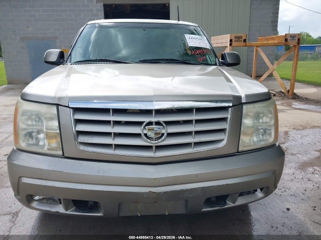2002 Cadillac Escalade Standard მანქანა იყიდება აუქციონზე, vin: 1GYEK63N32R209381, აუქციონის ნომერი: 44995413