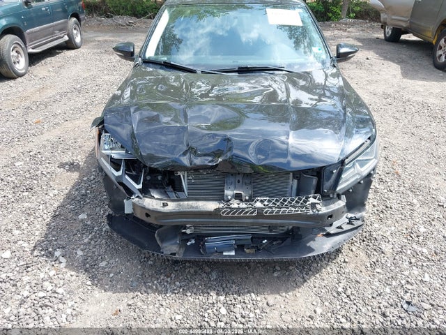 Продаж на аукціоні авто 2016 Volkswagen Passat 1.8t S, vin: 1VWAT7A39GC002946, номер лоту: 44995488