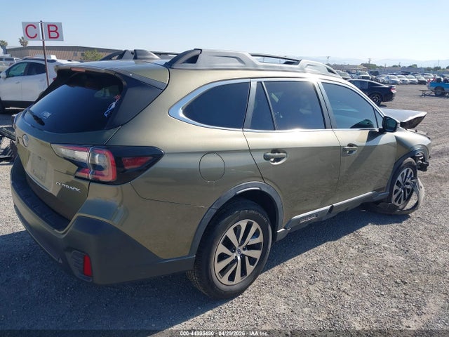 44995490 :رقم المزاد ، 4S4BTAFC7M3204835 vin ، 2021 Subaru Outback Premium مزاد بيع