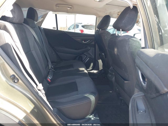 44995490 :رقم المزاد ، 4S4BTAFC7M3204835 vin ، 2021 Subaru Outback Premium مزاد بيع