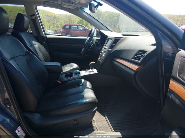 44995496 :رقم المزاد ، 4S4BRBNC6E3217972 vin ، 2014 Subaru Outback 2.5i Limited مزاد بيع