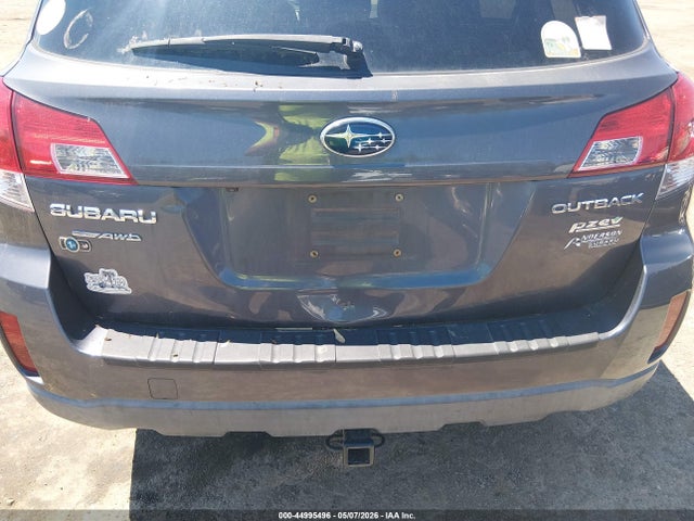 44995496 :رقم المزاد ، 4S4BRBNC6E3217972 vin ، 2014 Subaru Outback 2.5i Limited مزاد بيع