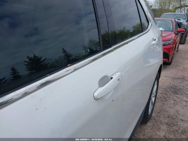 Продажа на аукционе авто 2019 Chevrolet Equinox Lt, vin: 2GNAXKEV0K6116851, номер лота: 44995511