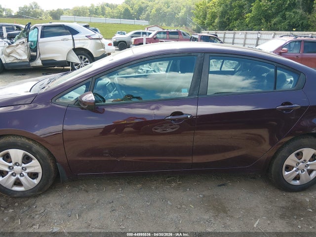 44995536 :رقم المزاد ، 3KPFL4A77JE248677 vin ، 2018 Kia Forte Lx مزاد بيع