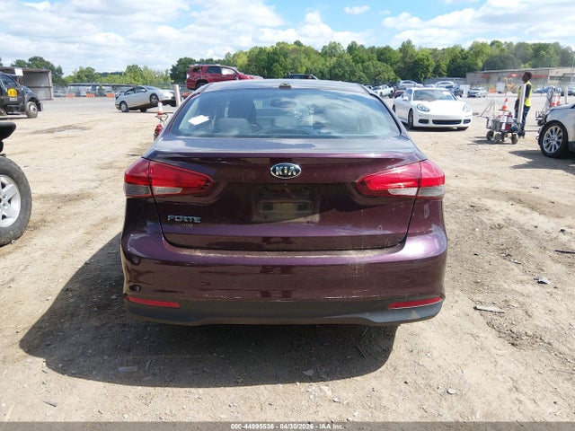 44995536 :رقم المزاد ، 3KPFL4A77JE248677 vin ، 2018 Kia Forte Lx مزاد بيع