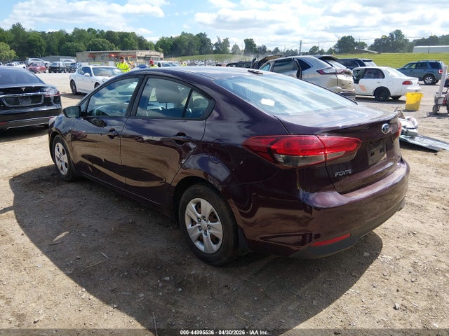 44995536 :رقم المزاد ، 3KPFL4A77JE248677 vin ، 2018 Kia Forte Lx مزاد بيع