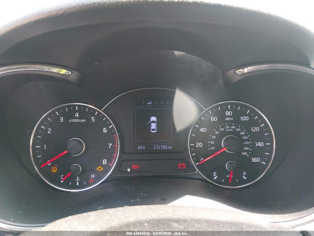 44995536 :رقم المزاد ، 3KPFL4A77JE248677 vin ، 2018 Kia Forte Lx مزاد بيع