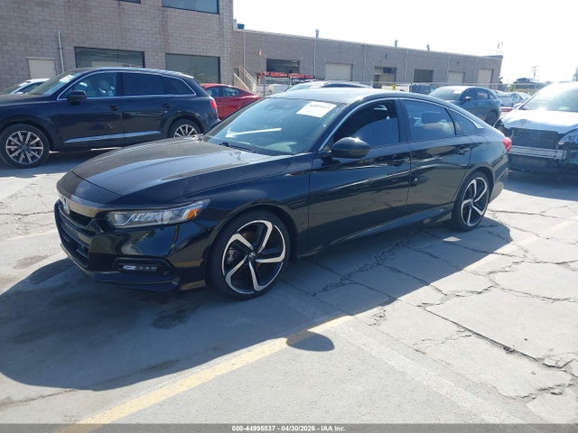 2018 Honda Accord Sport 2.0t მანქანა იყიდება აუქციონზე, vin: 1HGCV2F33JA019974, აუქციონის ნომერი: 44995537