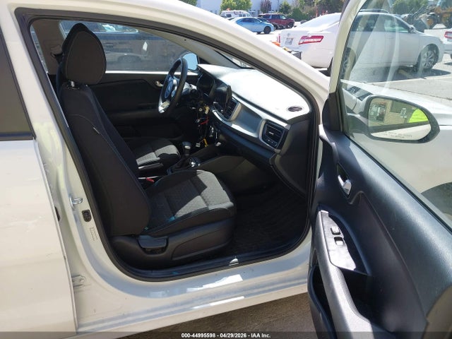 3KPA24AD0ME370823 KIA RIO S