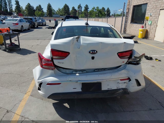 3KPA24AD0ME370823 KIA RIO S