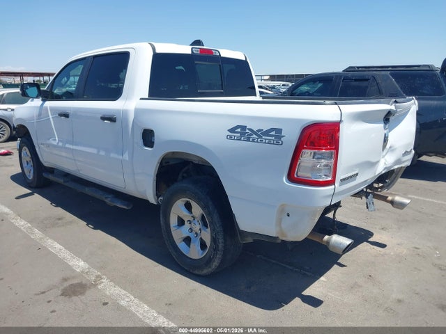 1C6SRFFT7PN649365 RAM 1500 Big Horn 4x4 5&#039;7 Box