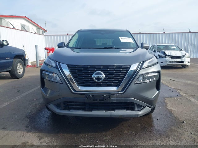 44995609 :رقم المزاد ، 5N1AT3BB4MC674972 vin ، 2021 Nissan Rogue Sv Intelligent Awd مزاد بيع