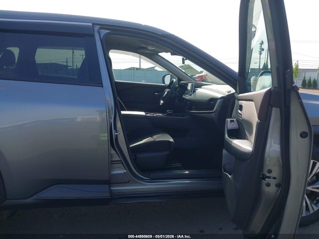 44995609 :رقم المزاد ، 5N1AT3BB4MC674972 vin ، 2021 Nissan Rogue Sv Intelligent Awd مزاد بيع