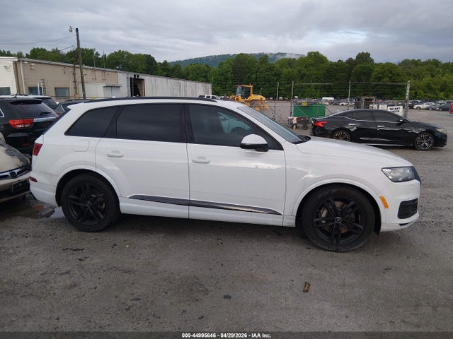 2018 Audi Q7 3.0t Premium მანქანა იყიდება აუქციონზე, vin: WA1VAAF7XJD035470, აუქციონის ნომერი: 44995646