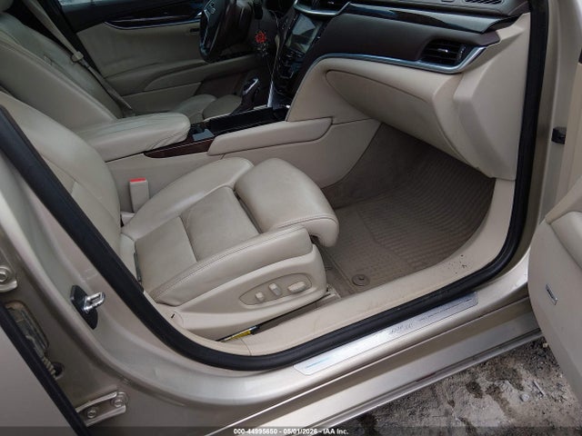 44995650 :رقم المزاد ، 2G61P5S3XG9139494 vin ، 2016 Cadillac Xts Premium Collection مزاد بيع